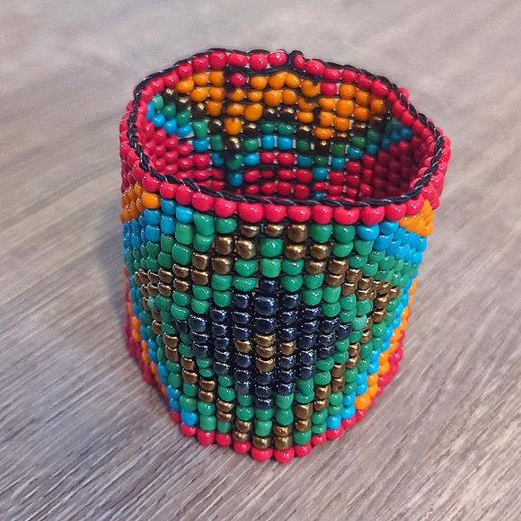 Artisan Mexico Huichol Beaded Bracelet - Picture 6 of 7